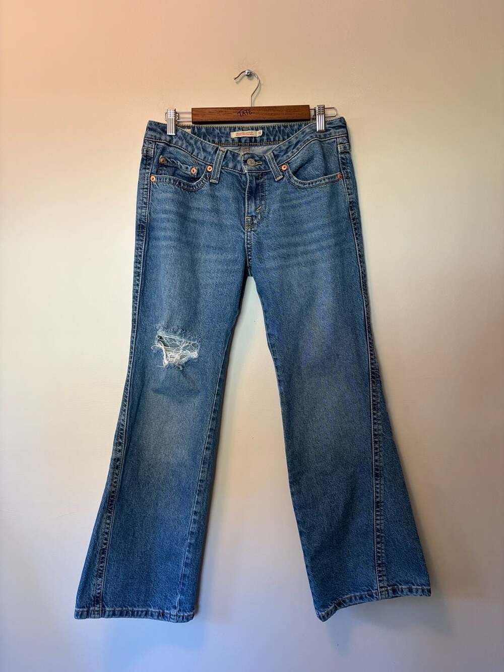 Levi's Noughties Bootcut Jeans Size 30 Blue Distressed Y2K